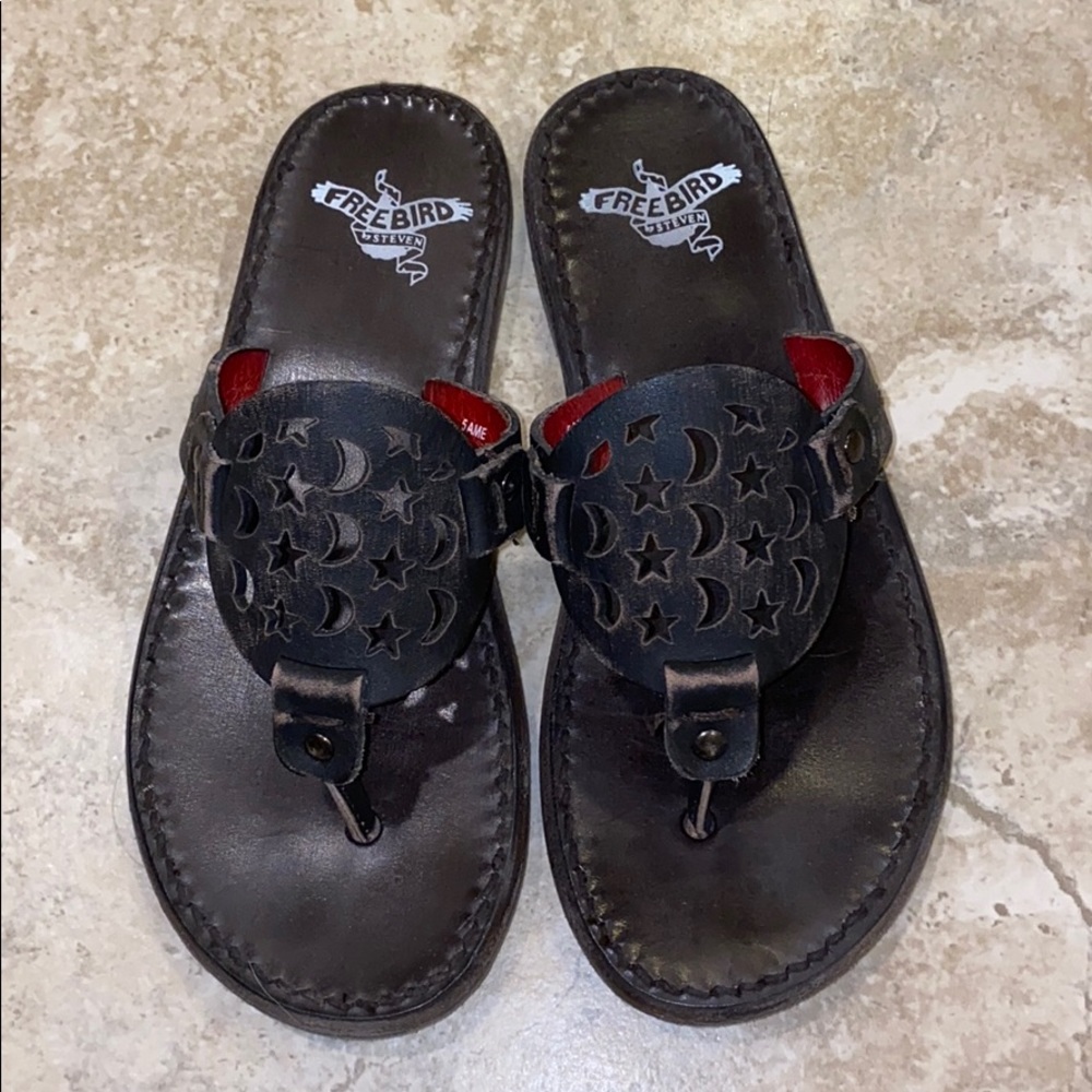 FreeBird by: Steven Sandals. Brown leather.